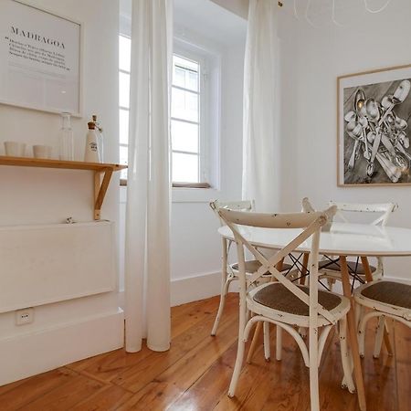 Madragoa Cosy Apartment ลิสบอน ภายนอก รูปภาพ