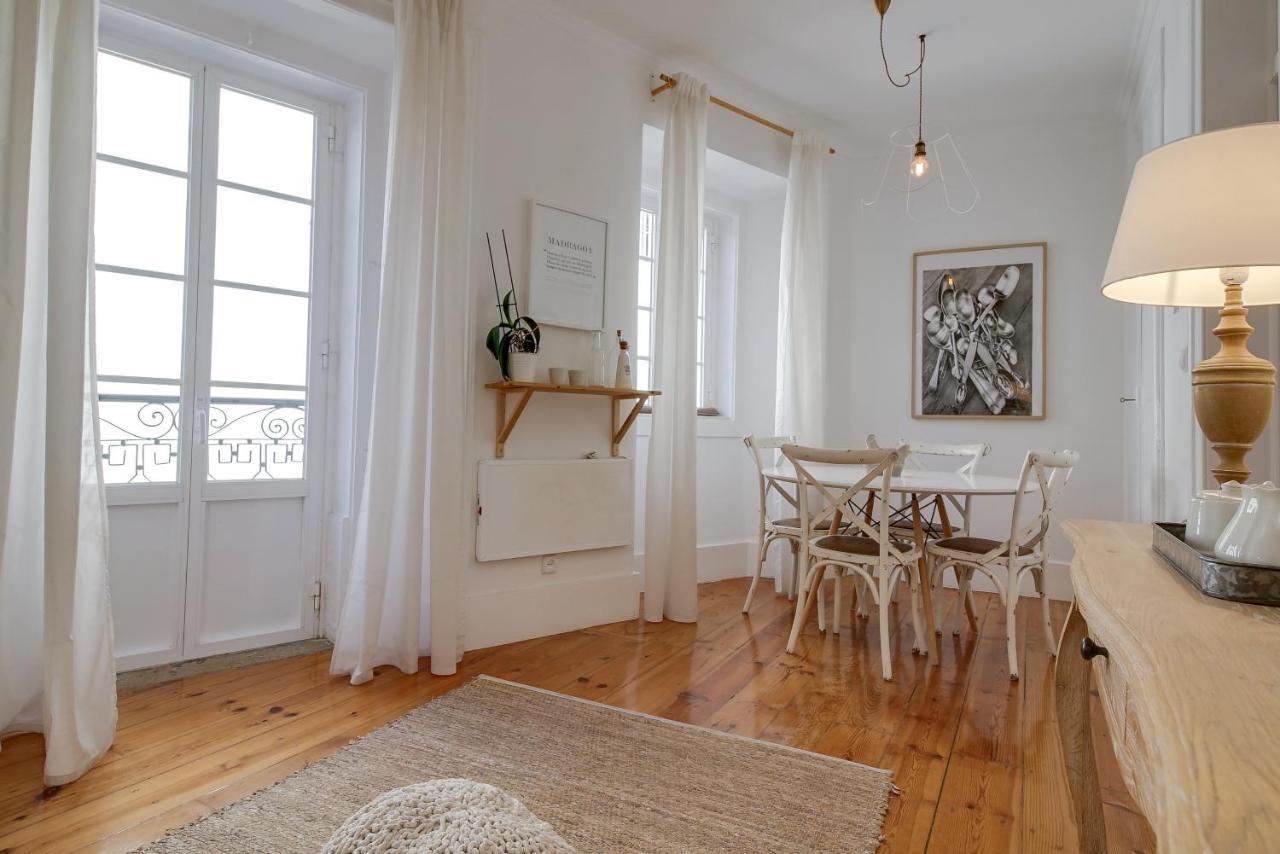 Madragoa Cosy Apartment ลิสบอน ภายนอก รูปภาพ